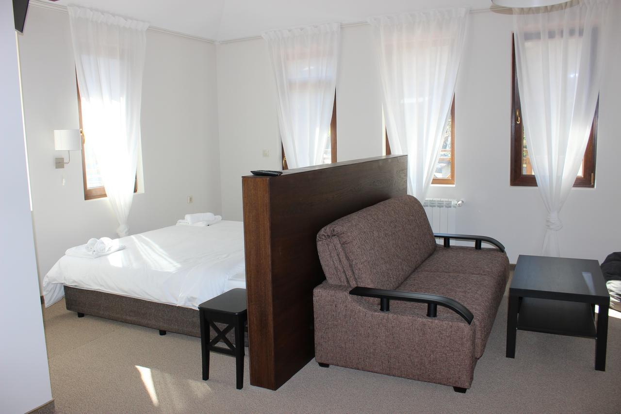 Trigrad Hotel Екстер'єр фото