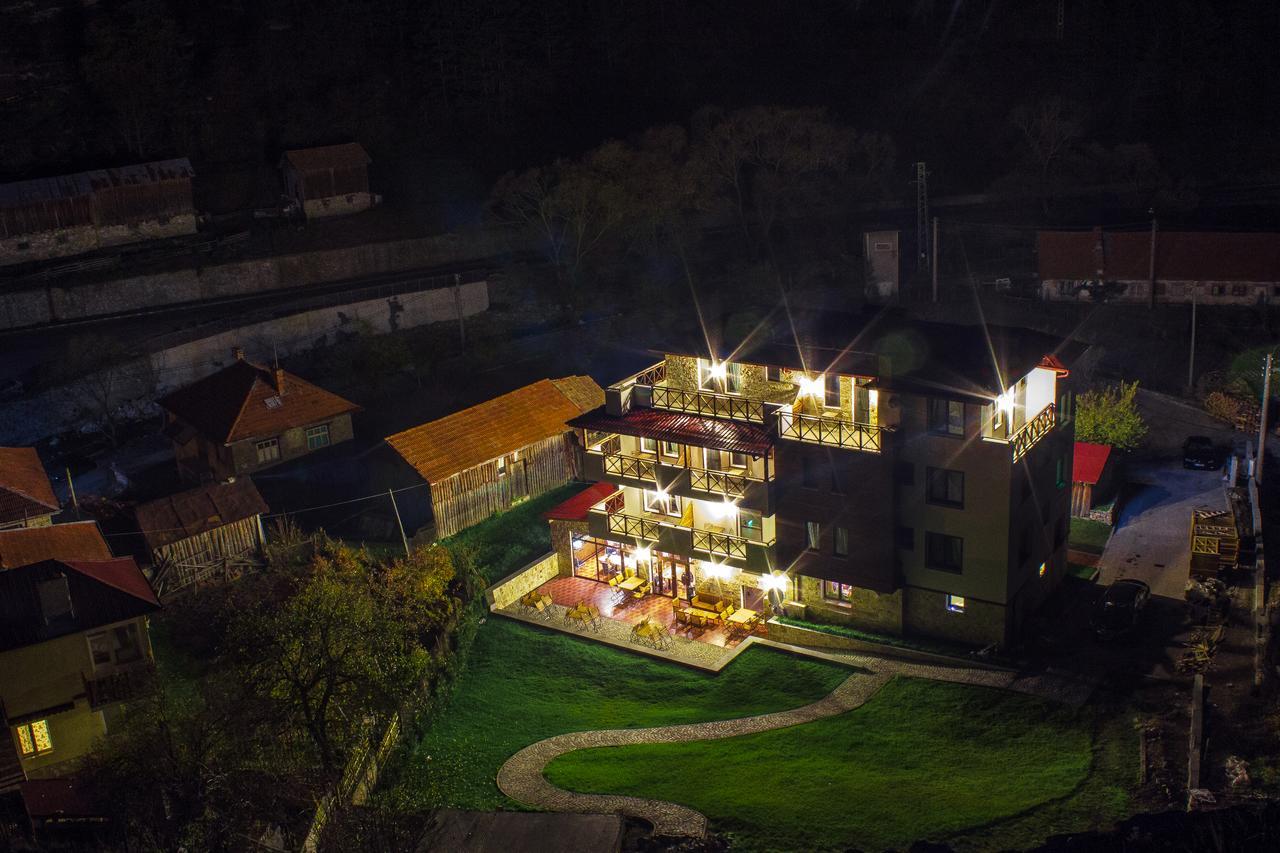 Trigrad Hotel Екстер'єр фото