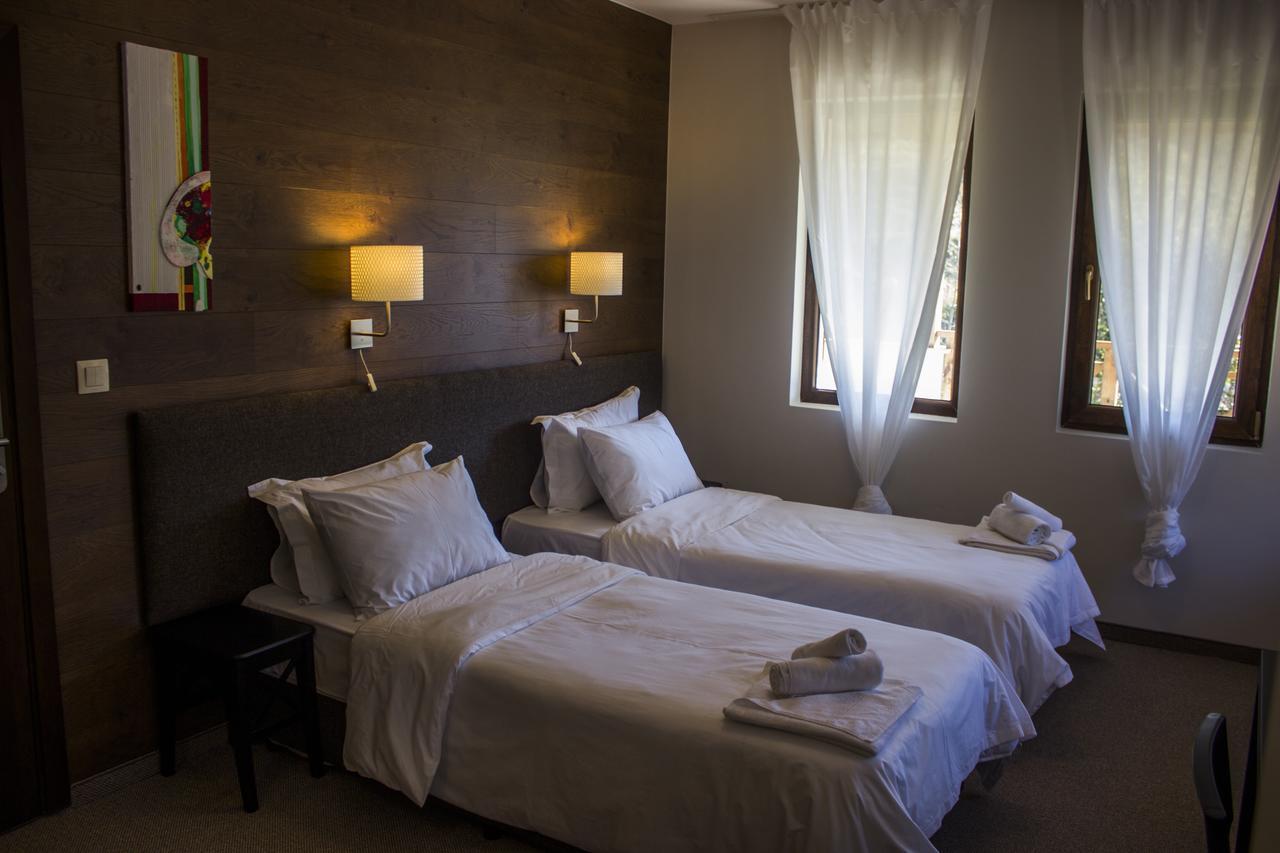 Trigrad Hotel Екстер'єр фото